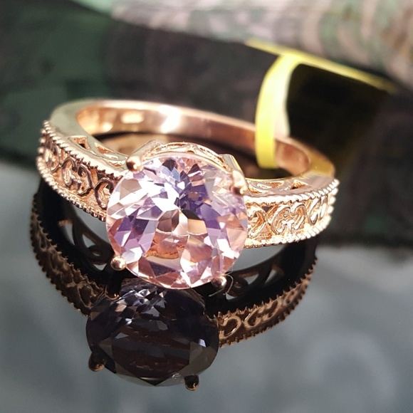 SALE! Rose De France Amethyst Solitaire - Picture 3 of 7